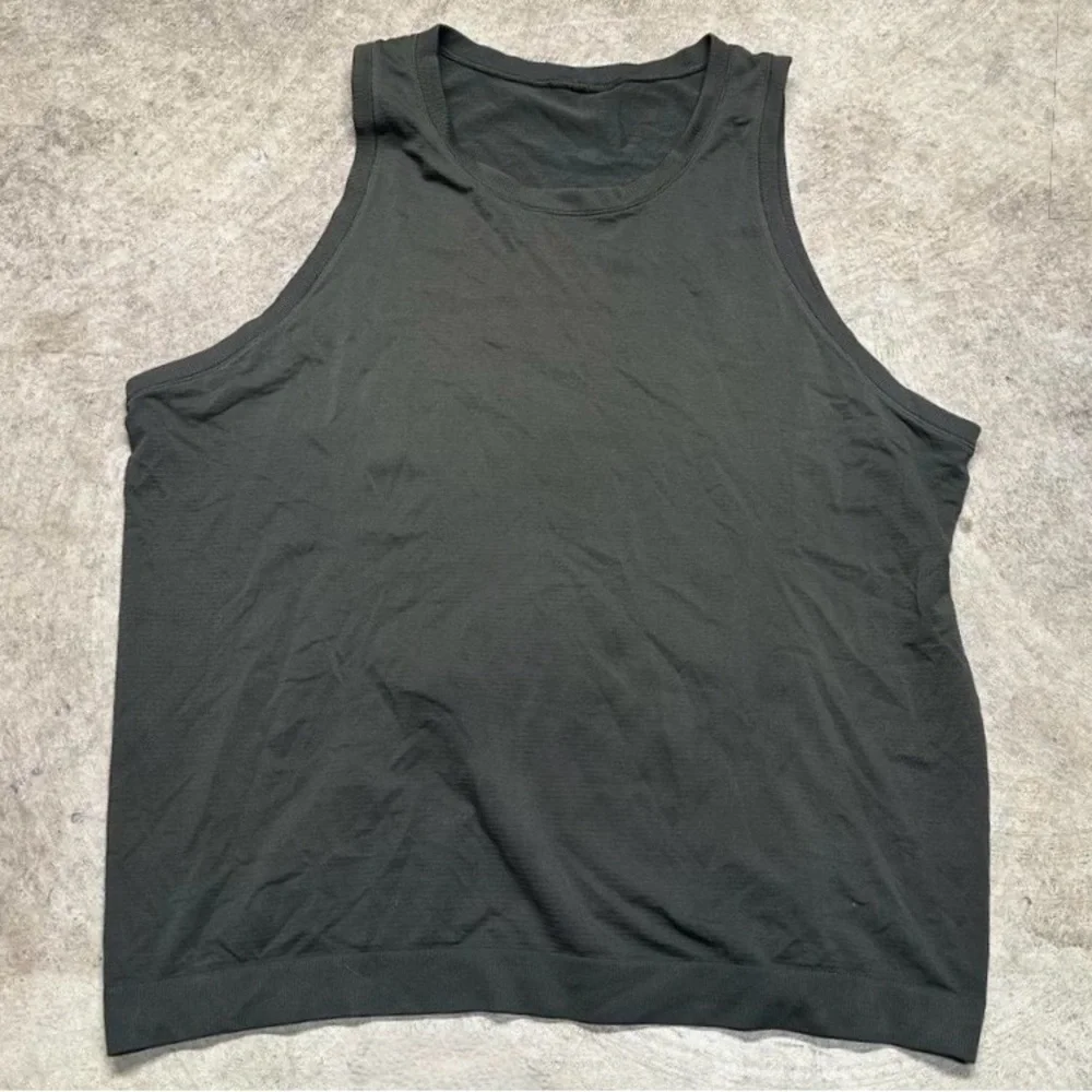Lululemon Swiftly Breeze Tank *Relaxed Fit in Dark Olive Size 12